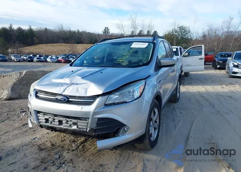 2016 Ford Escape Se z USA, uszkodzony, nr VIN 1FMCU9G98GUB76240
